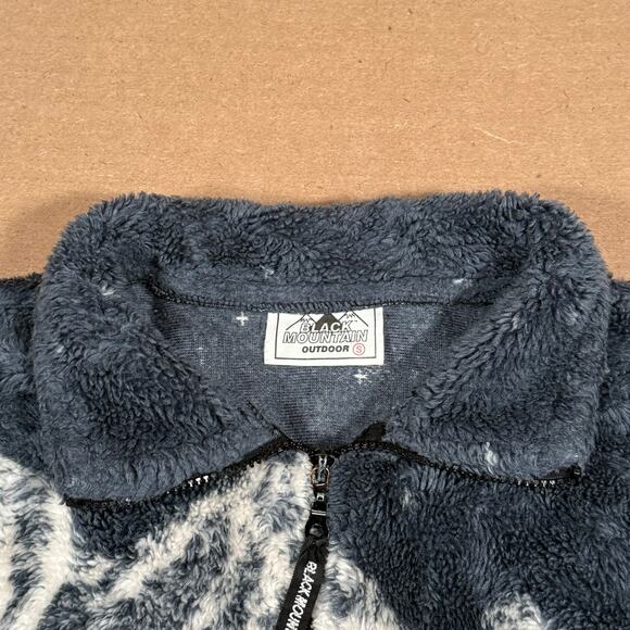 Vintage Black Mountain AOP Outdoor Fleece Jacket Mountain Cabin Scene Small - Picture 7 of 8